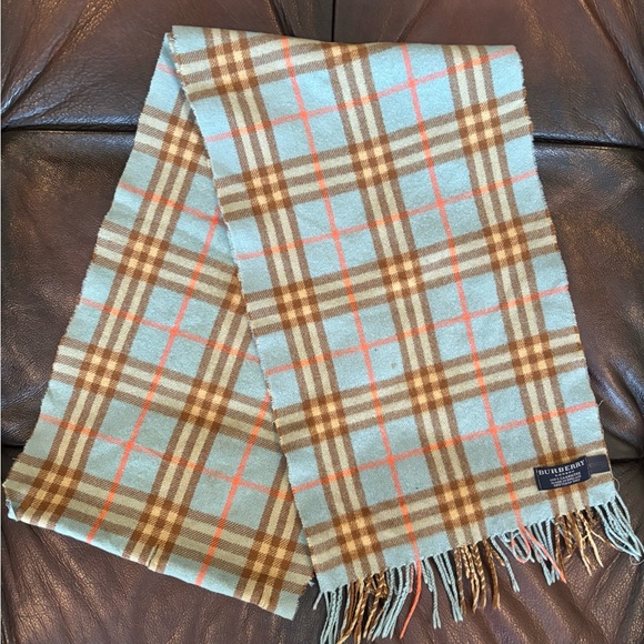 ✨BURBERRY Vintage Cashmere Check Print Scarf Authentic with CALL OUTS - Picture 2 of 9